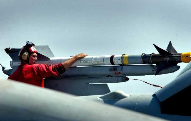 FT:    AIM-9M  F-16   "-"